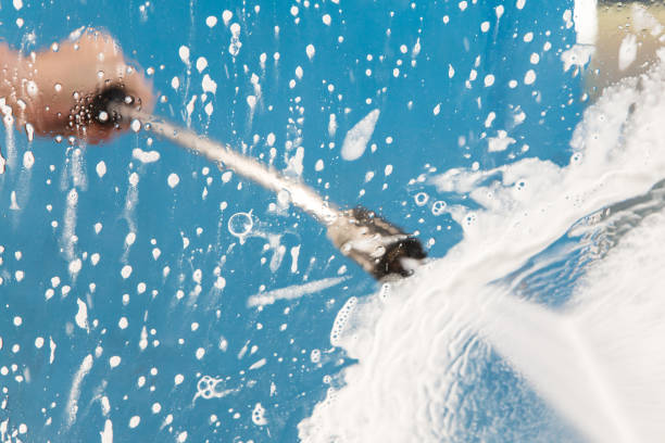 Best Sidewalk and Walkway Cleaning  in Oskaloosa, IA